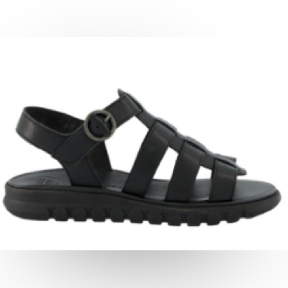 Black leather. Super Soft Sandals. Women’s US sizes